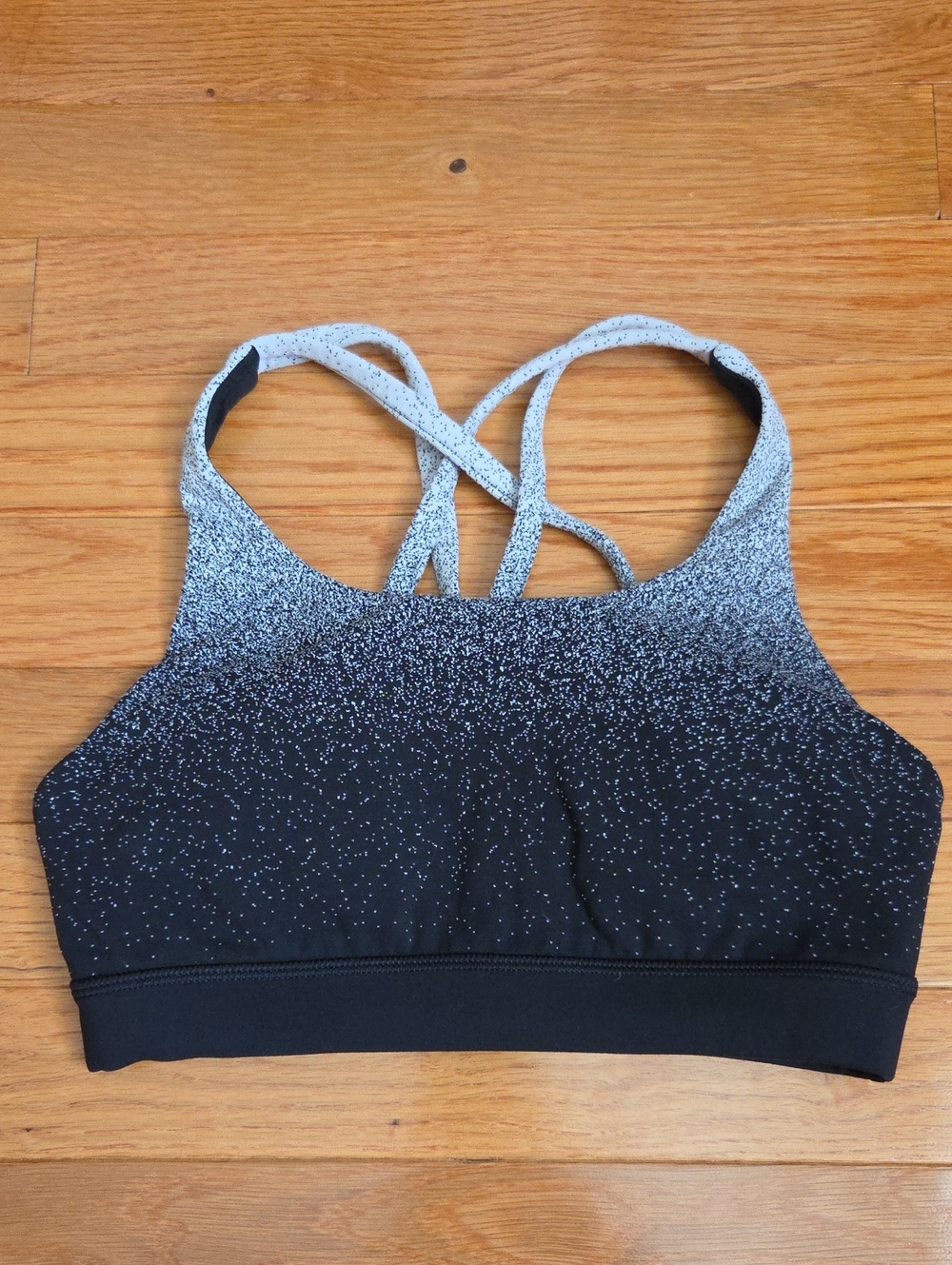 Lululemon Ombre Black & White Energy Bra